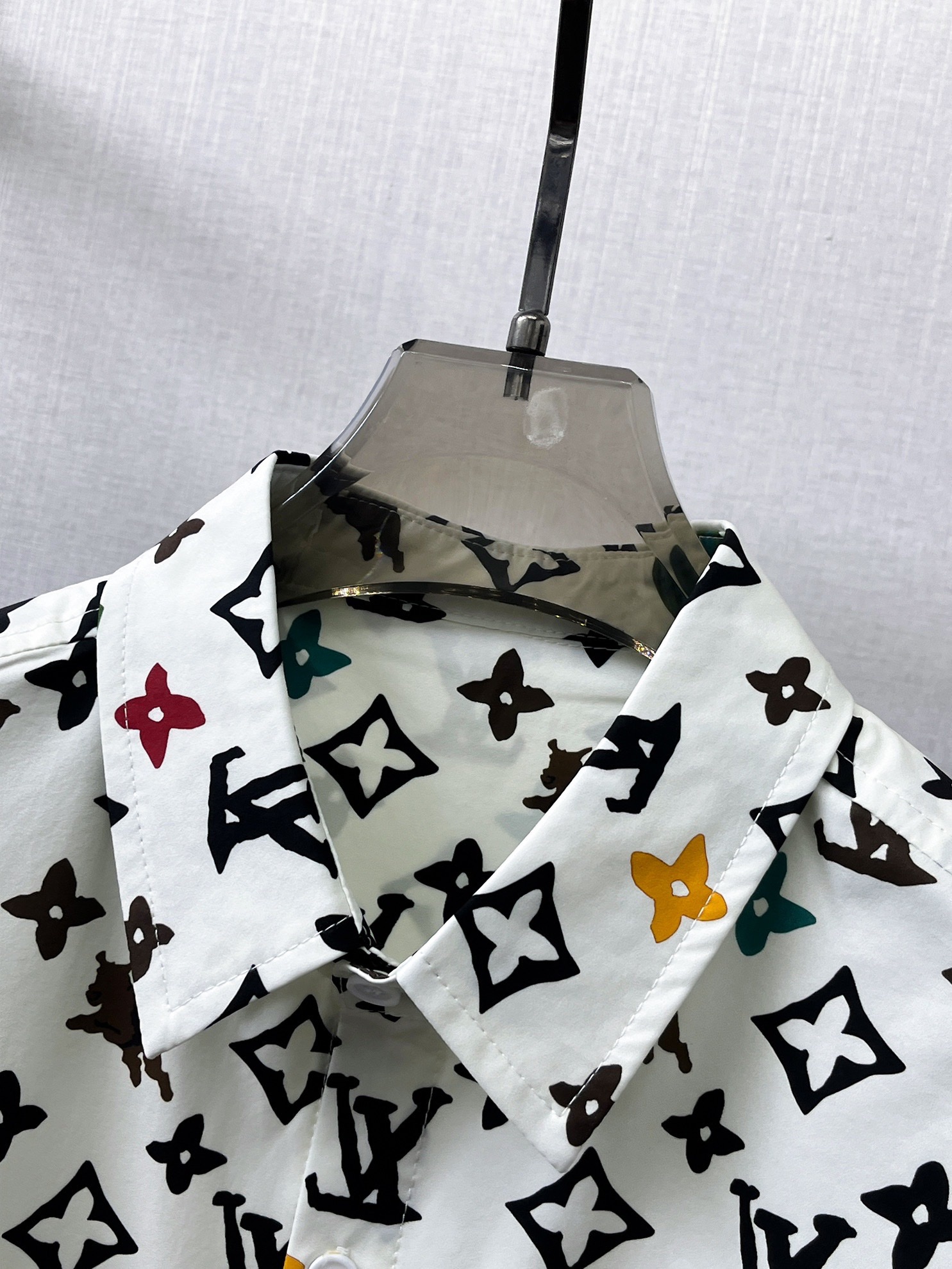 LV高仿彩色Monogram滿印長袖襯衫 男士時尚印花襯衣| 9 LV高仿彩色Monogram滿印長袖襯衫 男士時尚印花襯衣