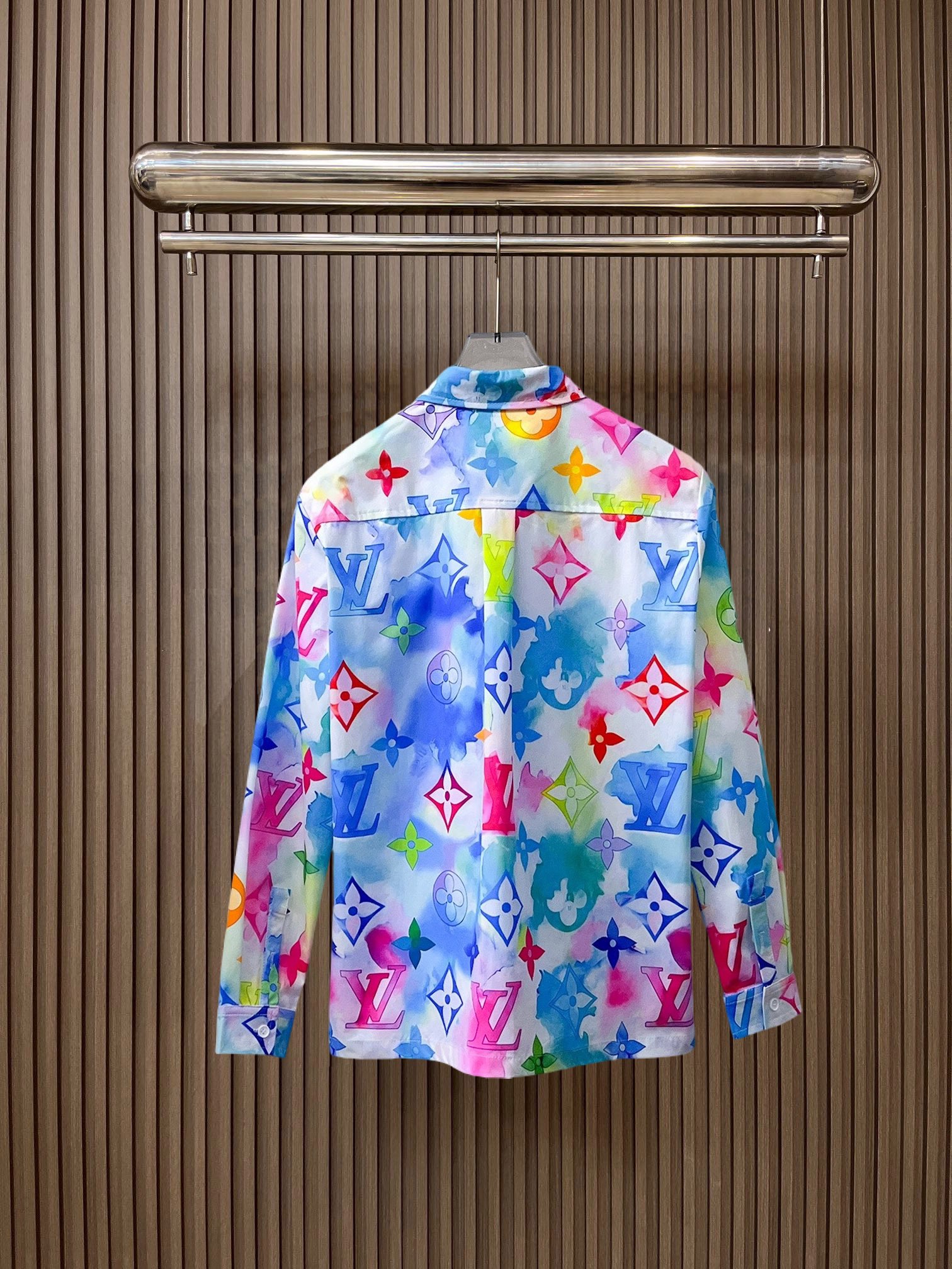 LV原單彩色水彩Monogram印花長袖襯衫 男士時尚襯衣| 14 LV原單彩色水彩Monogram印花長袖襯衫 男士時尚襯衣