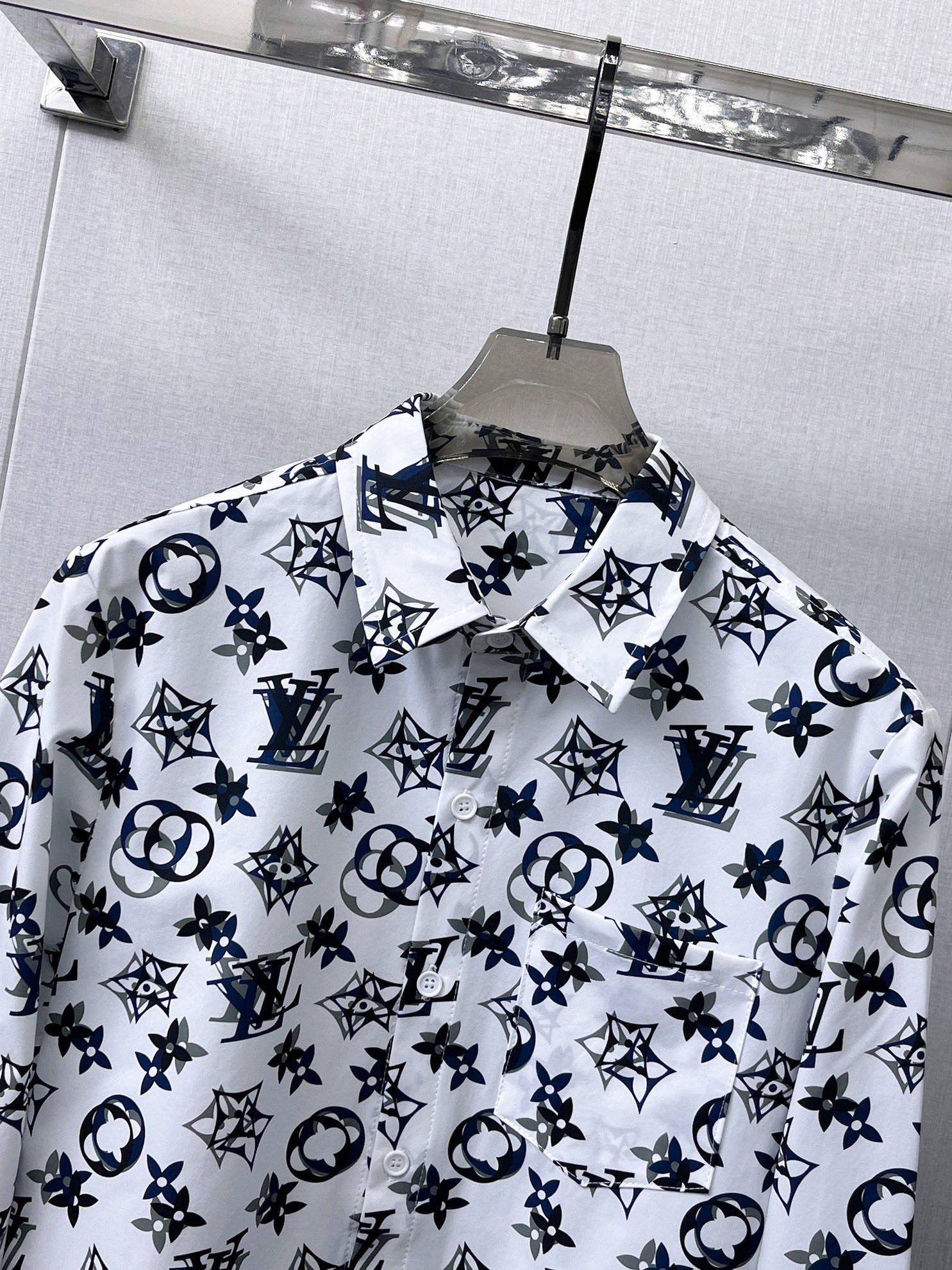 LV A貨黑白混合圖騰印花長袖襯衫 男士潮流襯衣| 9 LV A貨黑白混合圖騰印花長袖襯衫 男士潮流襯衣