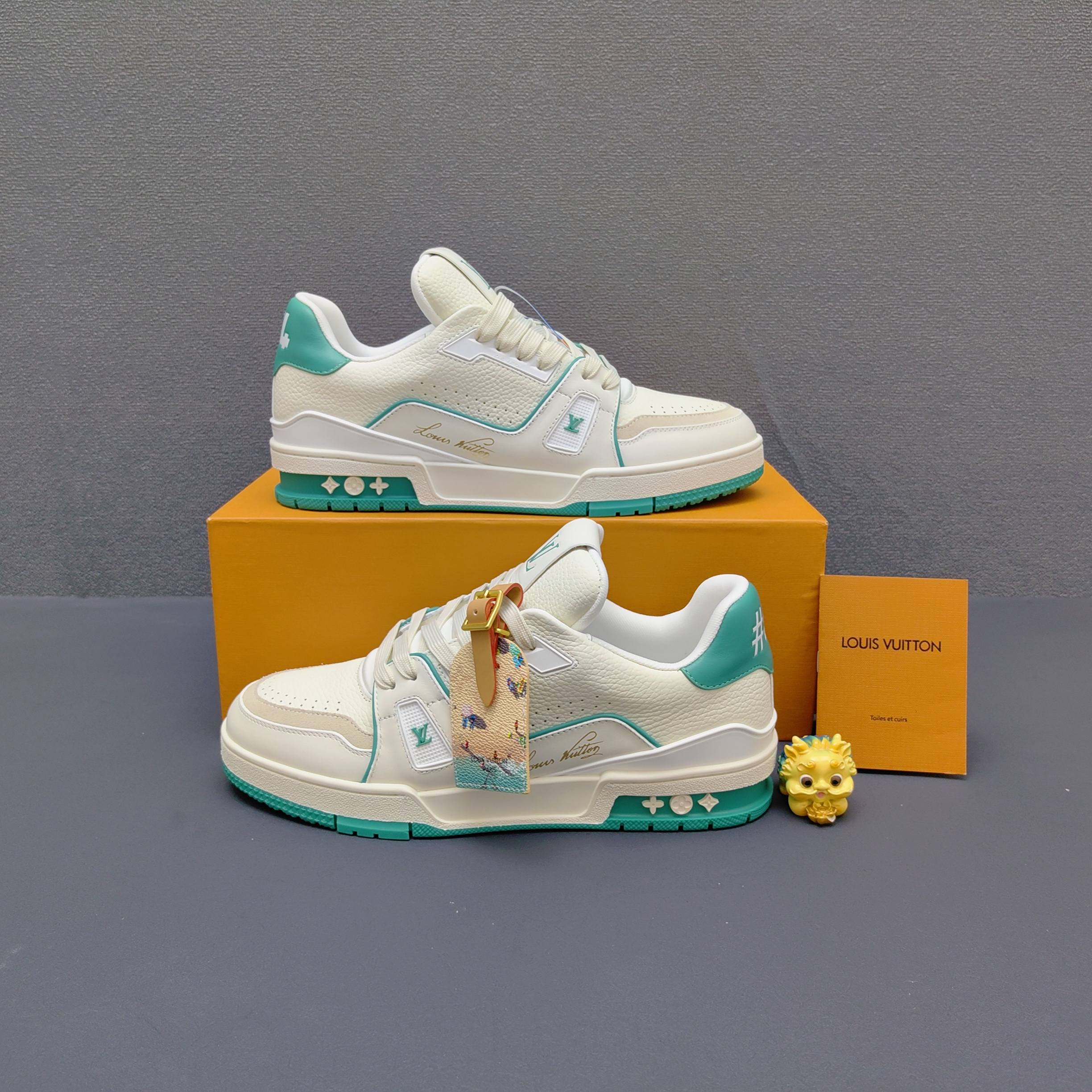 高仿LV Trainer男鞋 白色湖水綠拼色精品休閒鞋| 10 高仿LV Trainer男鞋 白色湖水綠拼色精品休閒鞋