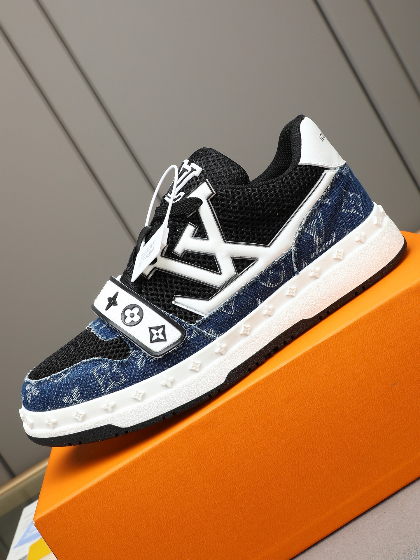 一比一LV Trainer男鞋 黑色網面藍色丹寧Monogram運動鞋