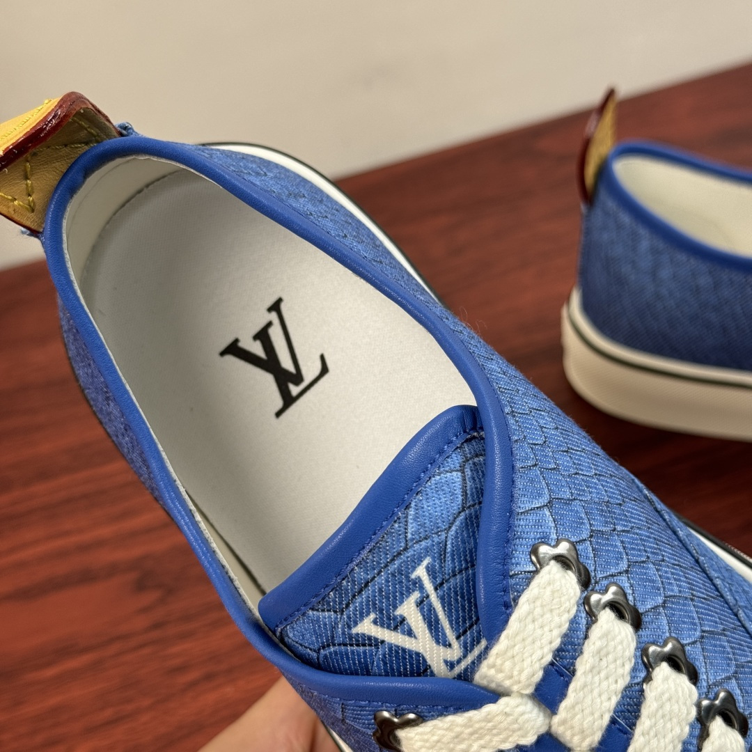 A貨LV男鞋 寶藍色鱷魚紋白底低筒休閒鞋| 9 A貨LV男鞋 寶藍色鱷魚紋白底低筒休閒鞋