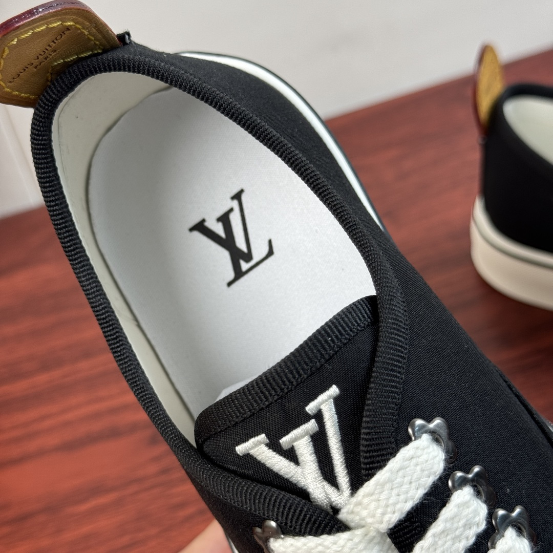 LV 原單男鞋 純黑簡約低筒繫帶帆布休閒鞋
