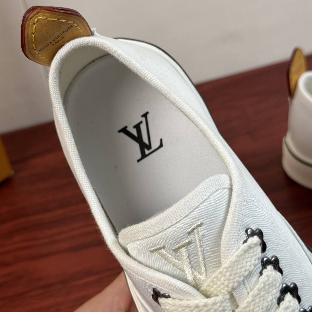 LV 一比一男鞋 純白低筒繫帶帆布休閒鞋百搭款| 9 LV 一比一男鞋 純白低筒繫帶帆布休閒鞋百搭款