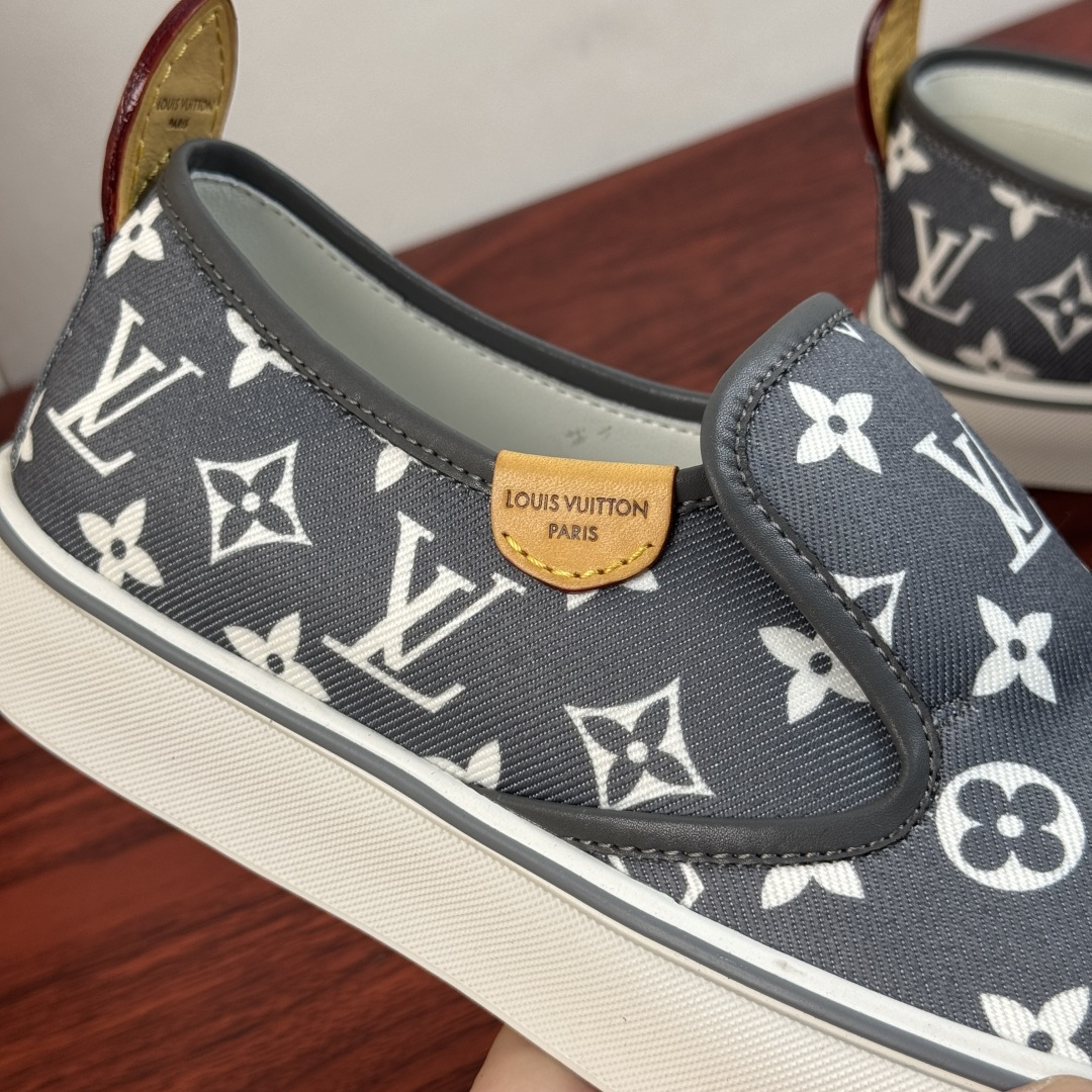 LV A貨男鞋 灰色 Monogram 滿版印花懶人休閒鞋| 10 LV A貨男鞋 灰色 Monogram 滿版印花懶人休閒鞋