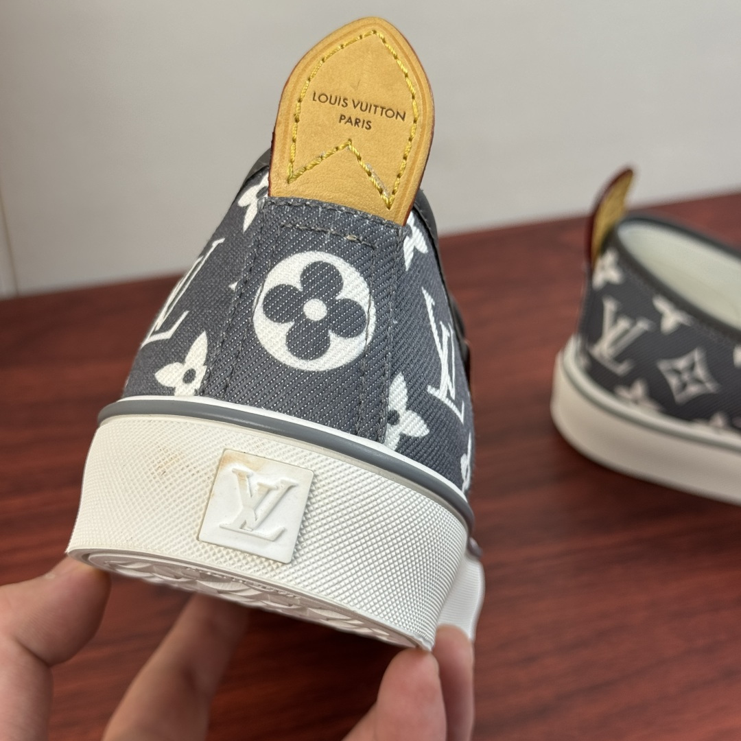 LV A貨男鞋 灰色 Monogram 滿版印花懶人休閒鞋| 8 LV A貨男鞋 灰色 Monogram 滿版印花懶人休閒鞋