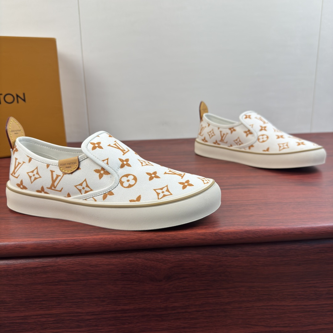 LV 高仿男鞋 白色棕色 Monogram 印花一腳蹬懶人休閒鞋
