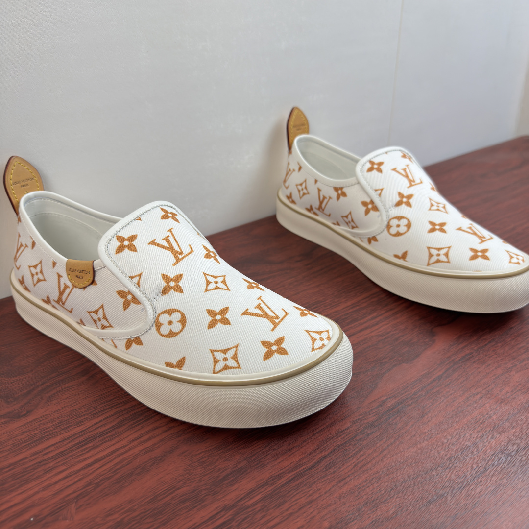 LV 高仿男鞋 白色棕色 Monogram 印花一腳蹬懶人休閒鞋| 14 LV 高仿男鞋 白色棕色 Monogram 印花一腳蹬懶人休閒鞋