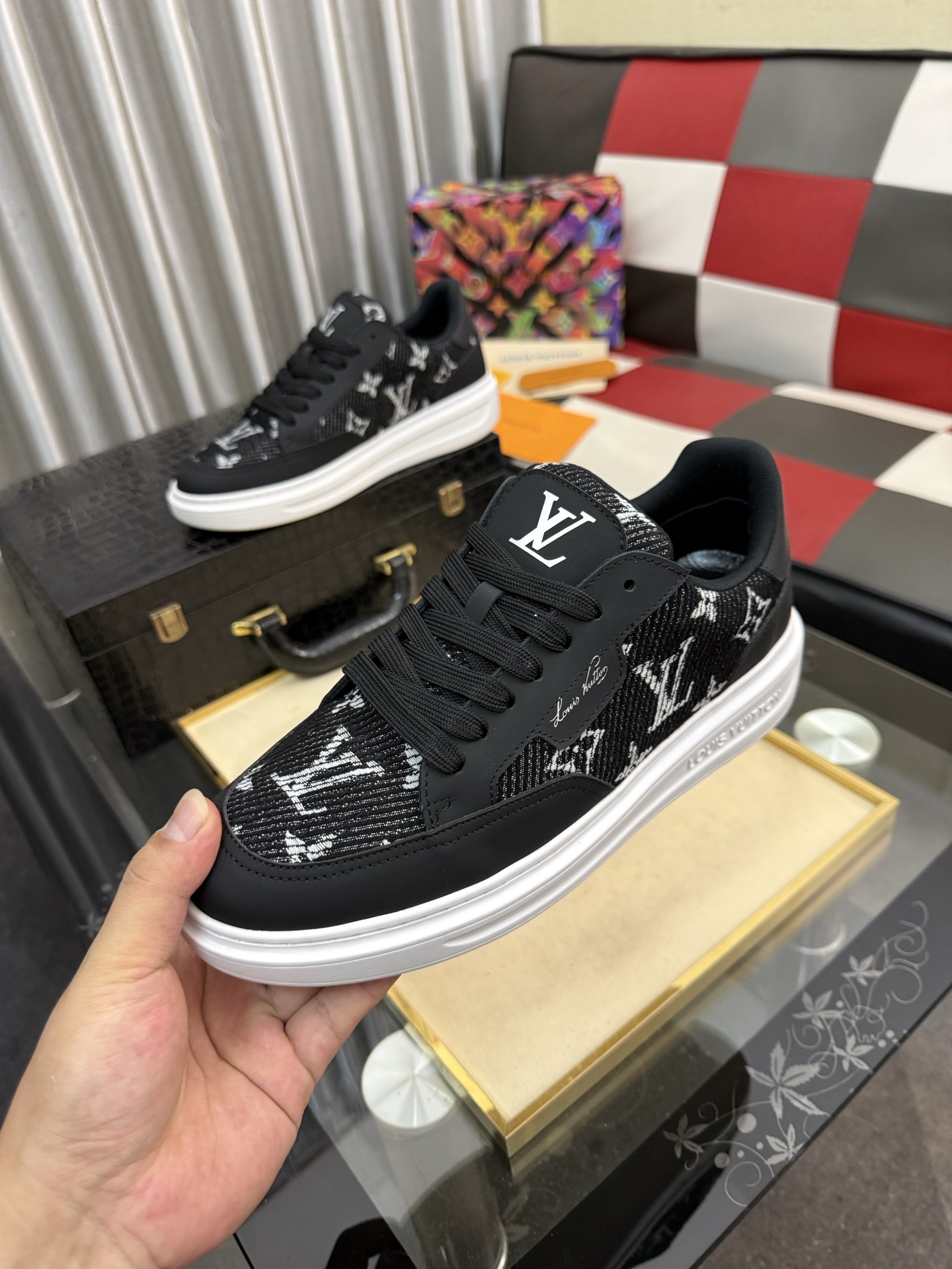 LV A貨男鞋 黑白 Monogram 拼接厚底低筒繫帶休閒鞋| 11 LV A貨男鞋 黑白 Monogram 拼接厚底低筒繫帶休閒鞋