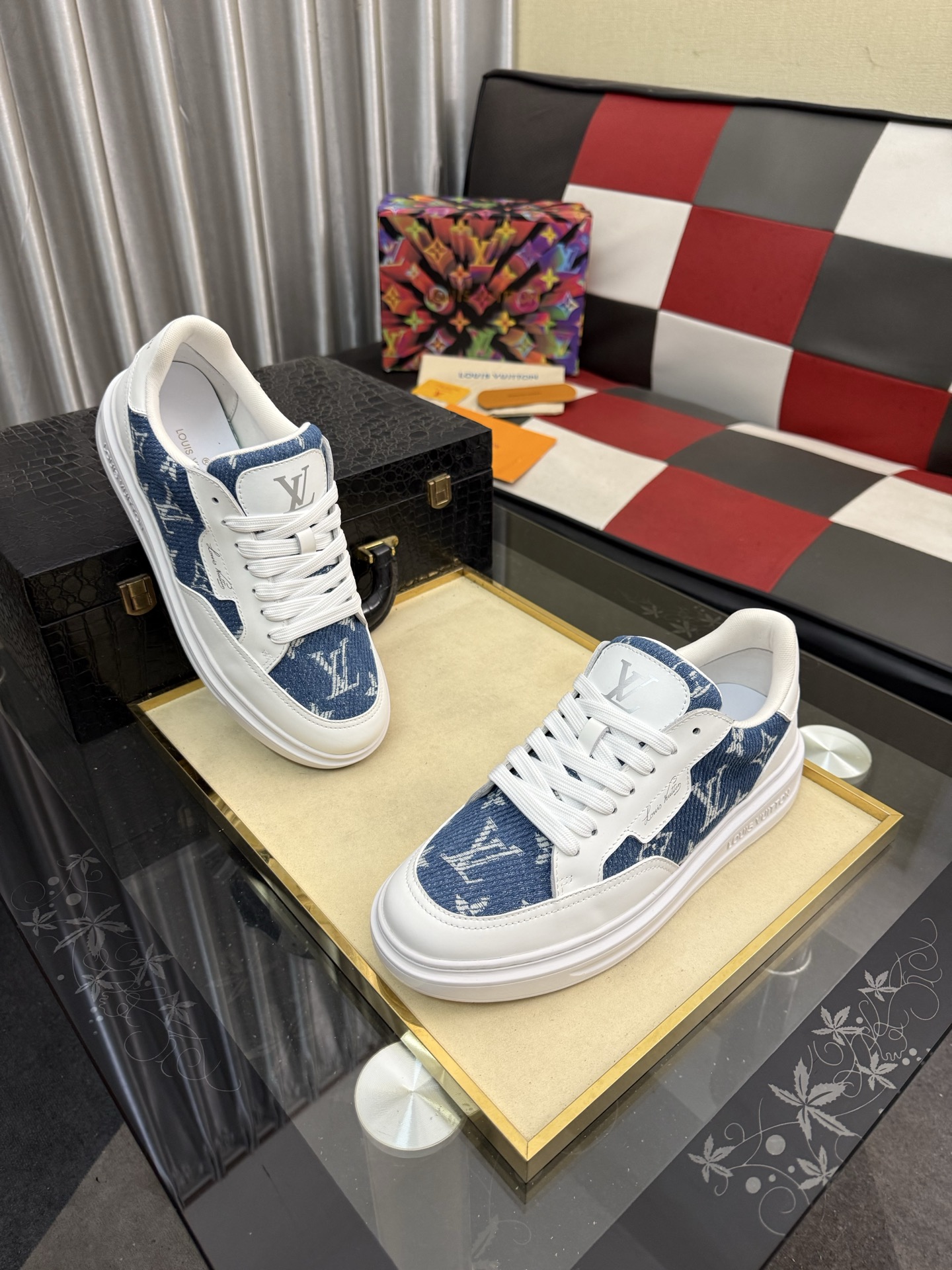 LV 高仿男鞋 藍色丹寧 Monogram 白色拼接厚底休閒鞋