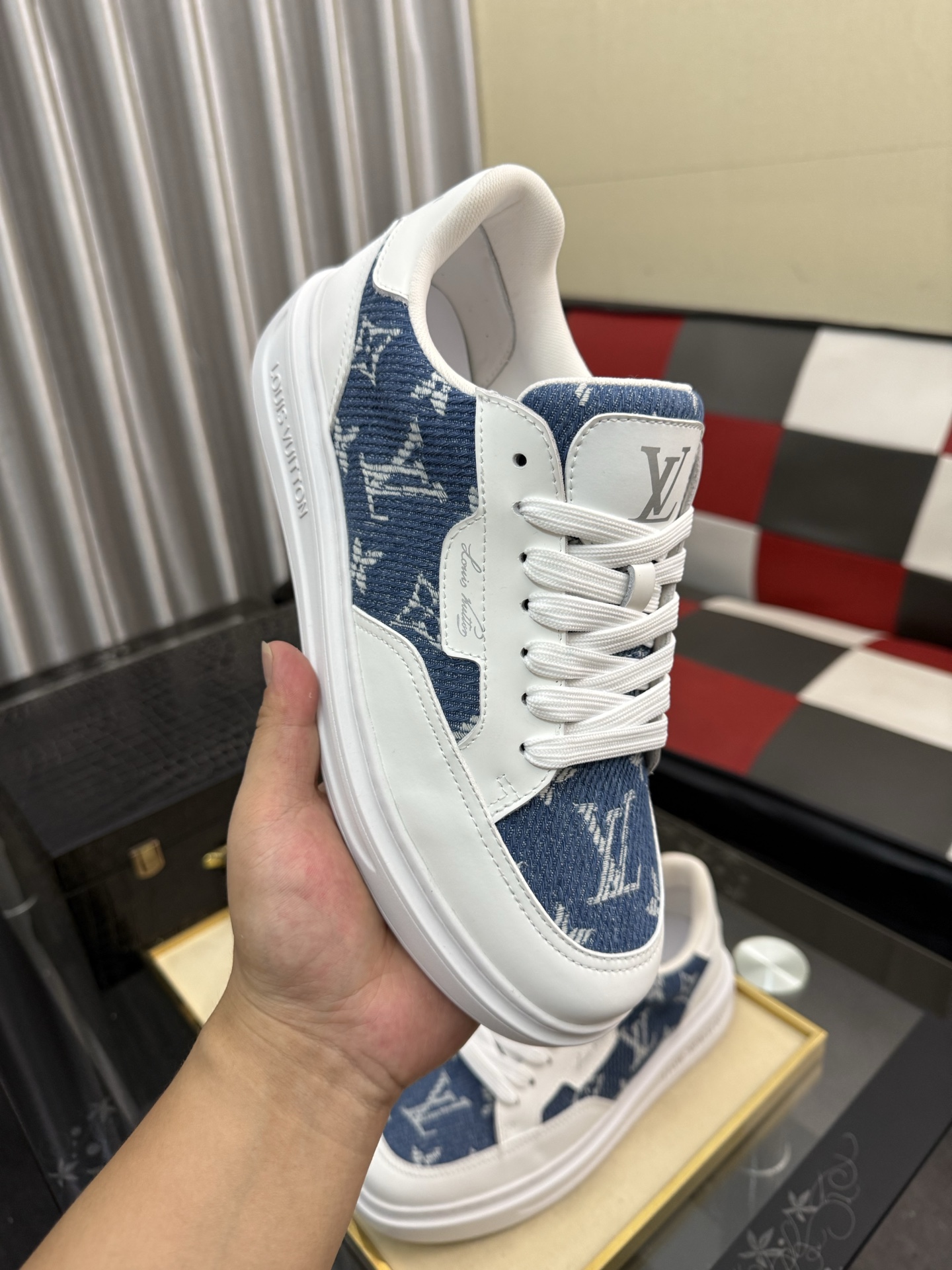 LV 高仿男鞋 藍色丹寧 Monogram 白色拼接厚底休閒鞋