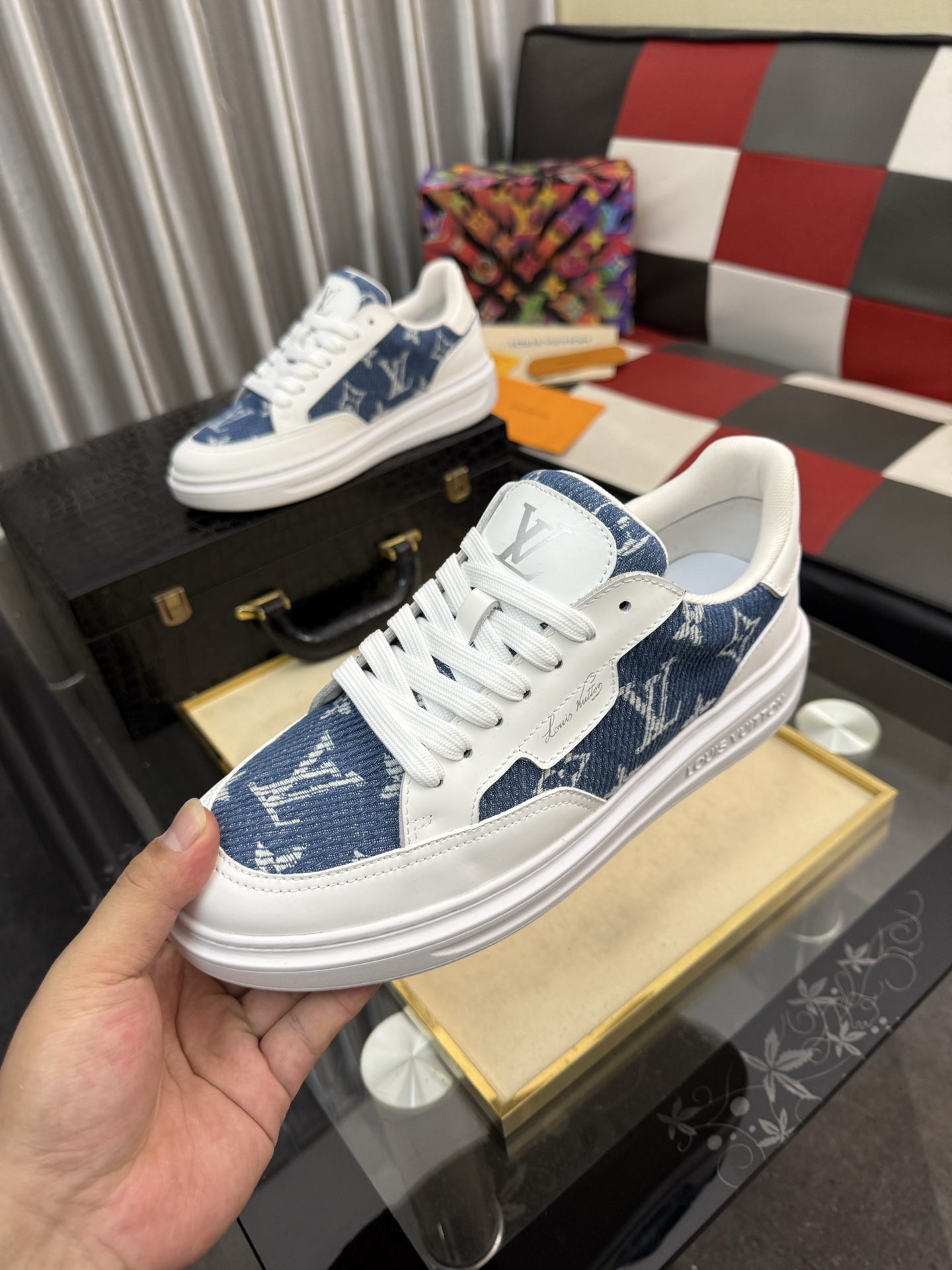 LV 高仿男鞋 藍色丹寧 Monogram 白色拼接厚底休閒鞋