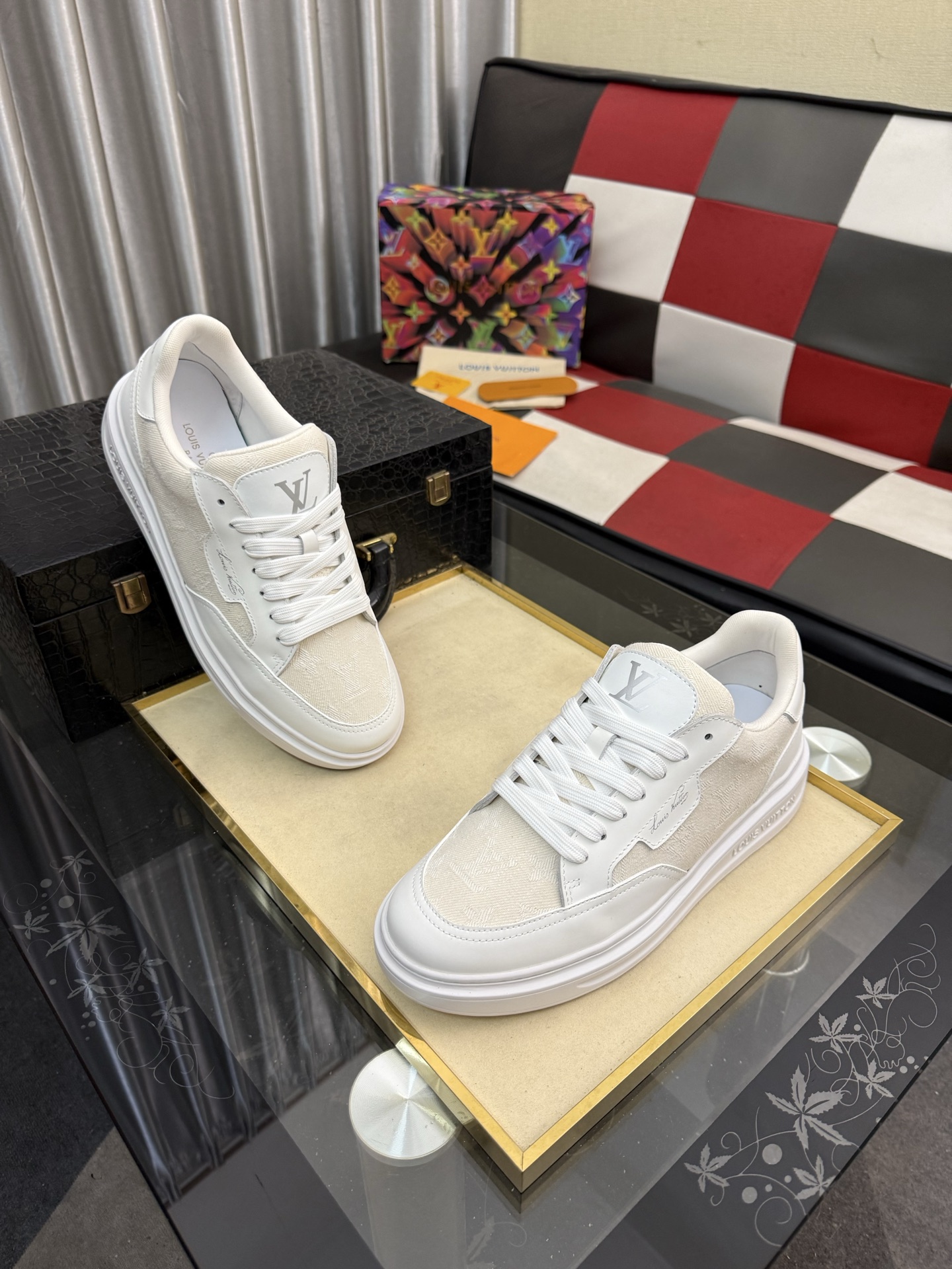 LV 高仿男鞋 米白 Monogram 白色拼接厚底休閒鞋