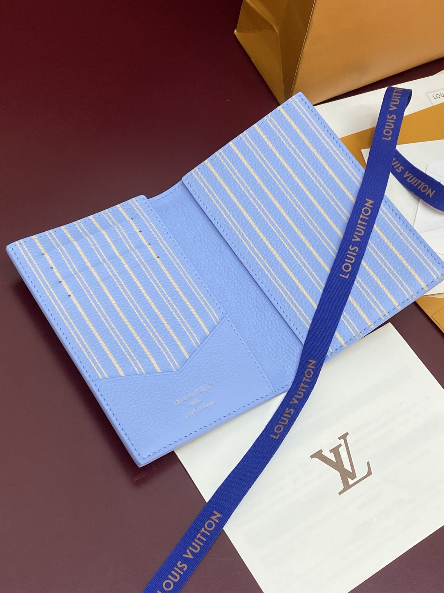 LV一比一女士奶油白Monogram Empreinte對折長夾 立體壓紋皮革錢包| 10 LV一比一女士奶油白Monogram Empreinte對折長夾 立體壓紋皮革錢包