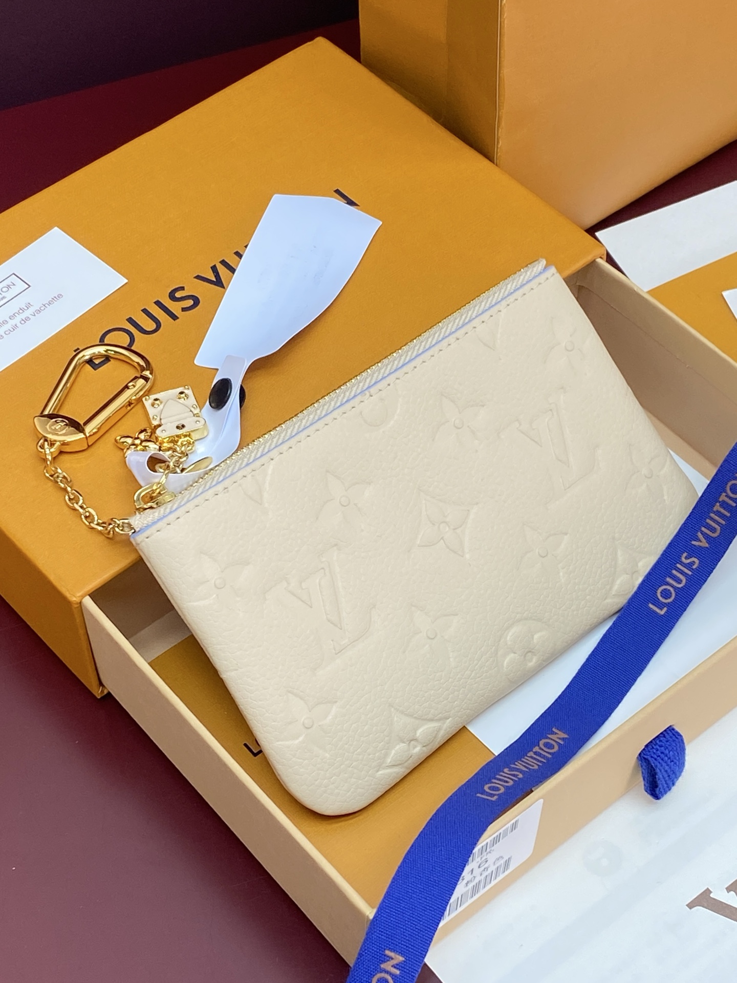 LV復刻女士奶油白Monogram Empreinte拉鍊零錢包 金色鏈條掛扣小包| 3 LV復刻女士奶油白Monogram Empreinte拉鍊零錢包 金色鏈條掛扣小包
