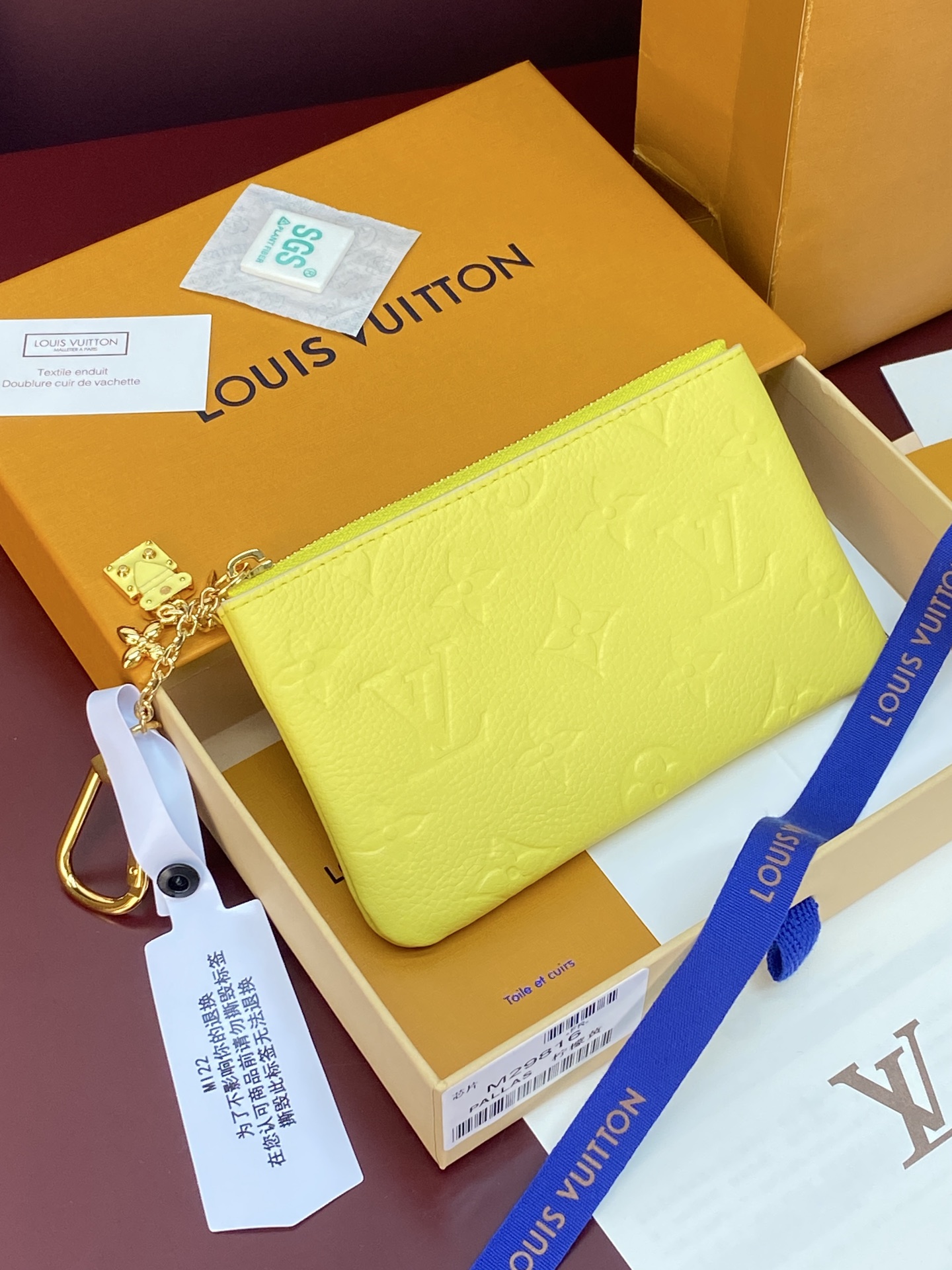 LV高仿女士螢光黃Monogram Empreinte拉鍊零錢包 金色鏈條掛扣小包| 6 LV高仿女士螢光黃Monogram Empreinte拉鍊零錢包 金色鏈條掛扣小包