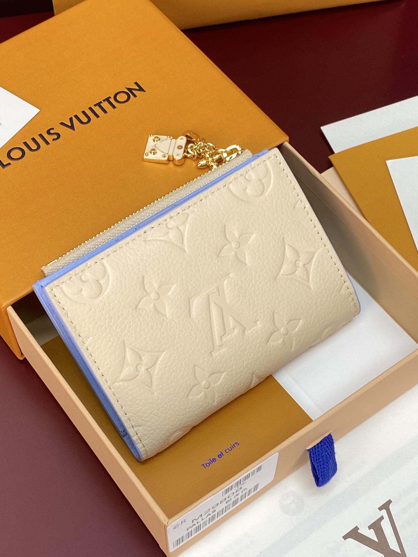 LV一比一 Monogram Empreinte 奶油白短夾 雙色拼接錢包| 2 LV一比一 Monogram Empreinte 奶油白短夾 雙色拼接錢包