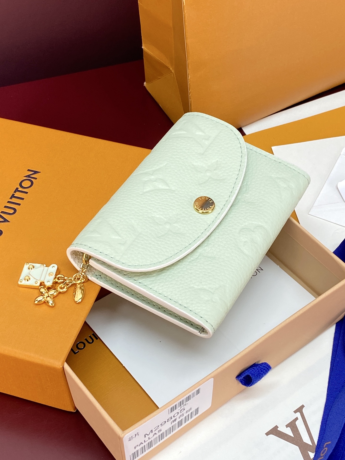 LV復刻 Monogram Empreinte 薄荷綠翻蓋短夾 金扣三折錢包| 13 LV復刻 Monogram Empreinte 薄荷綠翻蓋短夾 金扣三折錢包