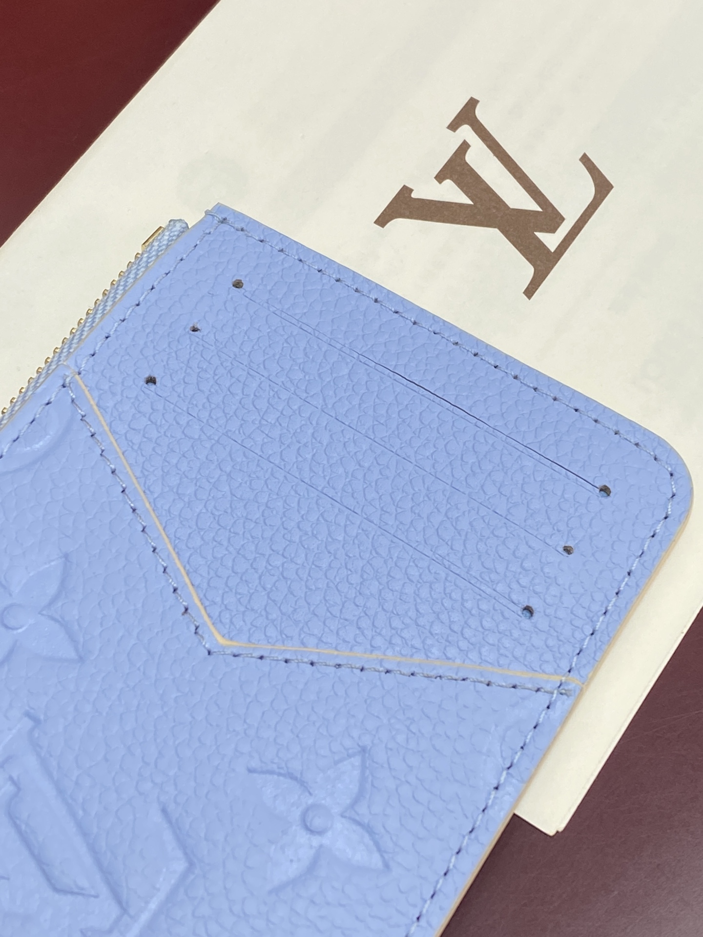LV原單 Monogram Empreinte 淺藍色拉鍊卡片夾 多卡位零錢包| 7 LV原單 Monogram Empreinte 淺藍色拉鍊卡片夾 多卡位零錢包